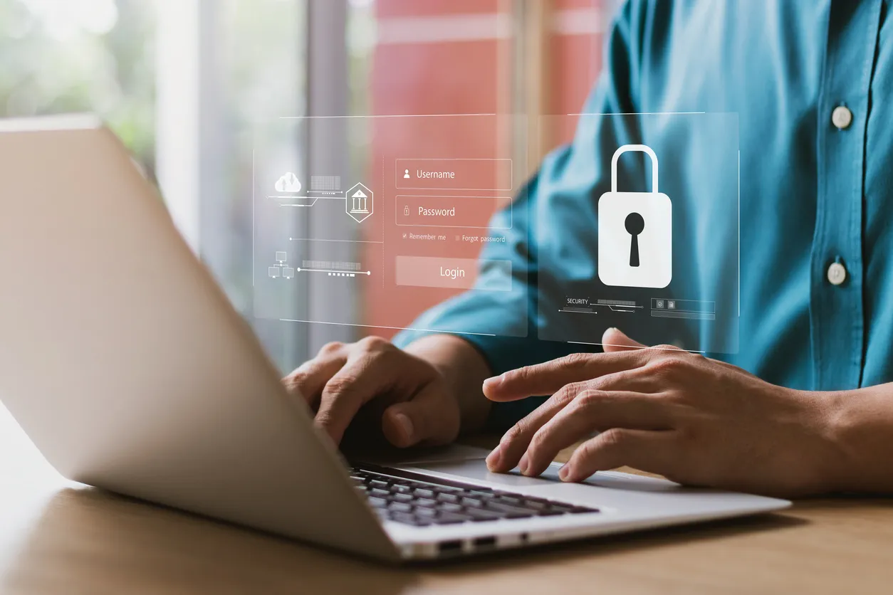 Sophos Workspace Protection securing a remote worker laptop